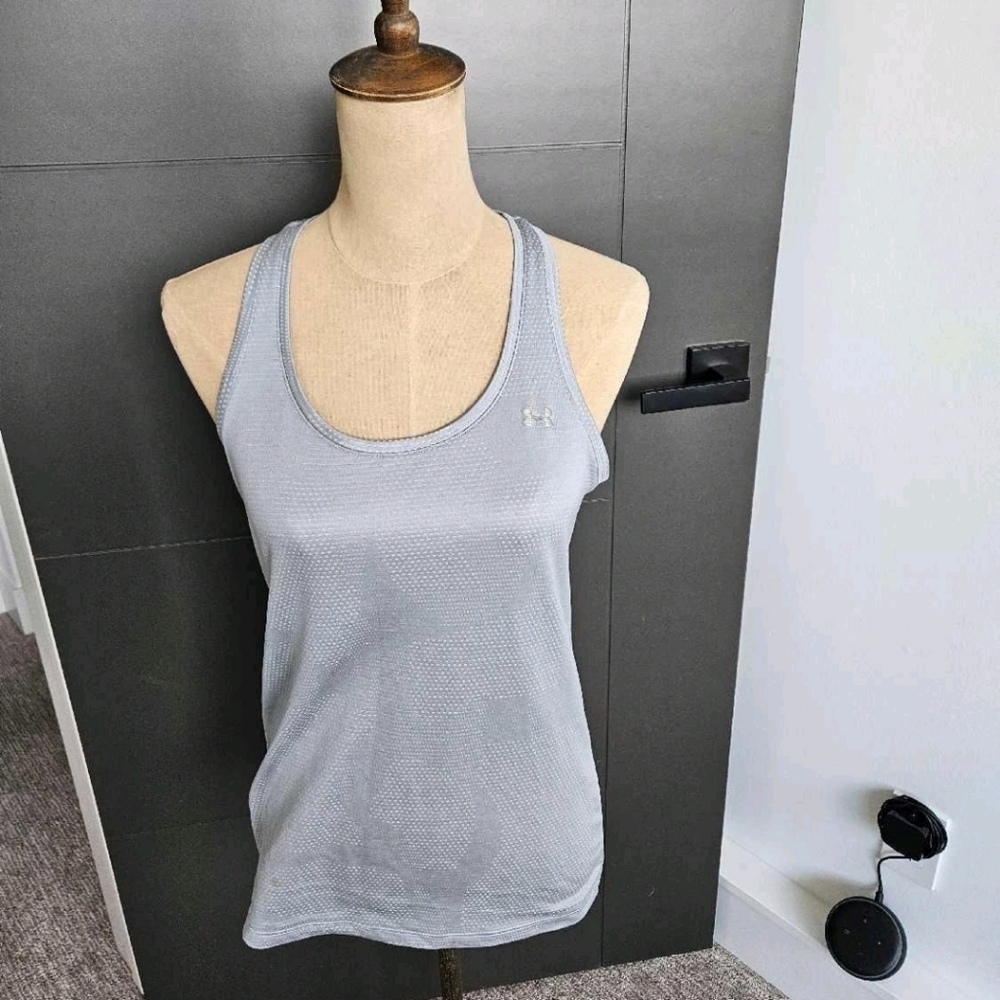 Under Armour Women’s Athletic Tank Top Size Small Gray Moisture Wicking Workout